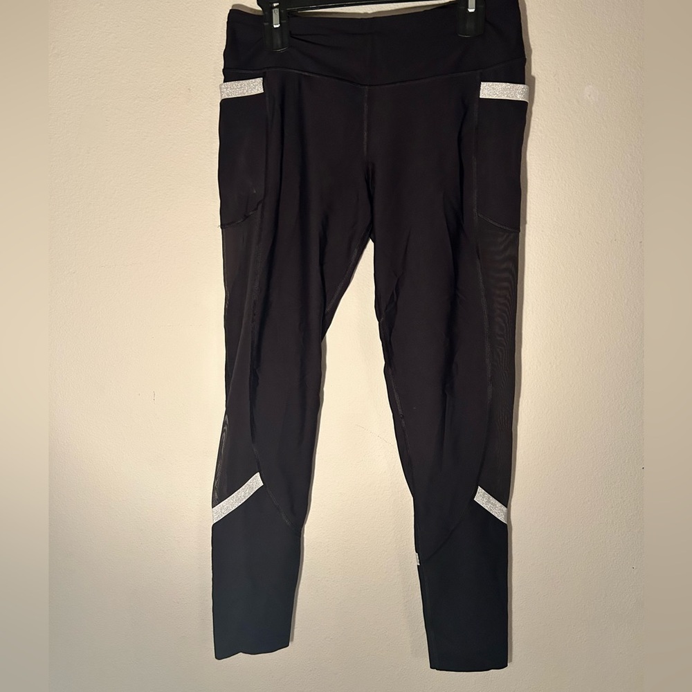 Victoria Secret Active pocket leggings with glitter detail